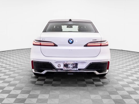 New 2025 BMW i7 eDrive50 w/ M Sport Package image 5