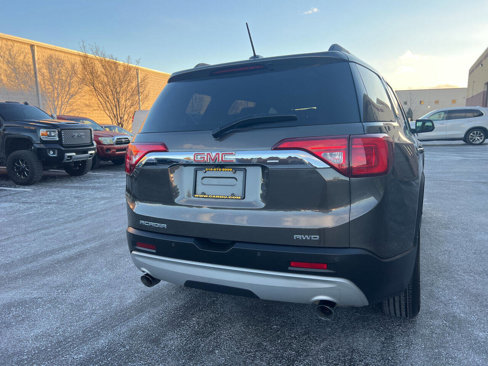 Used 2019 GMC Acadia SLT image 13