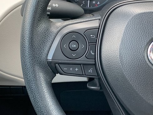Used 2024 Toyota Corolla Cross L image 10