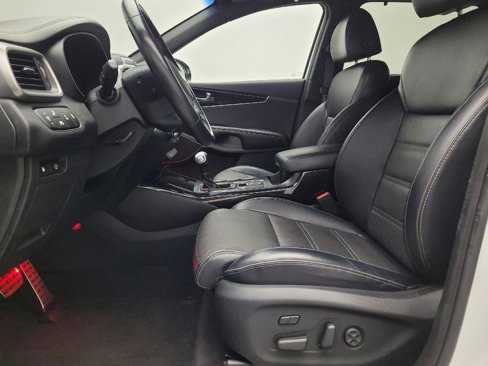 Used 2019 Kia Sorento SX image 17