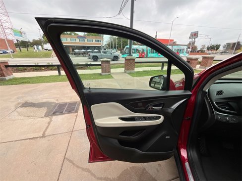 Used 2018 Buick Encore Premium w/ Experience Buick Package image 13