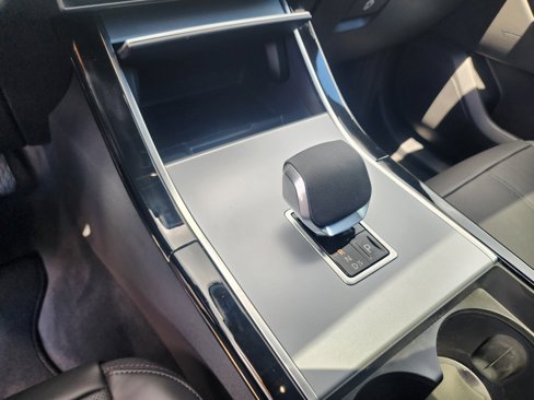 Used 2025 Land Rover Range Rover Velar S image 35