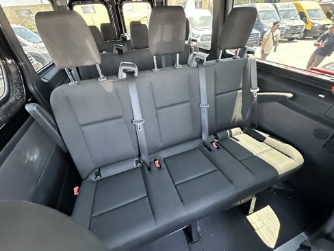 Used 2024 Mercedes-Benz Sprinter 2500 image 11
