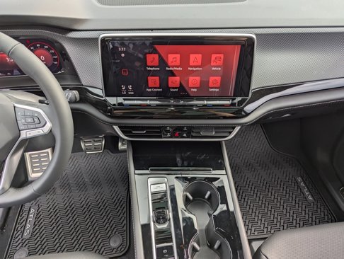 New 2026 Volkswagen Atlas Cross Sport SEL Premium R-Line image 17