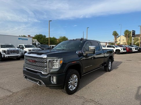 Used 2022 GMC Sierra 2500 Denali image 1