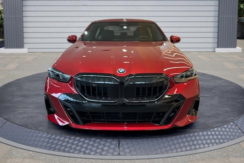 New 2026 BMW 540i xDrive image 2