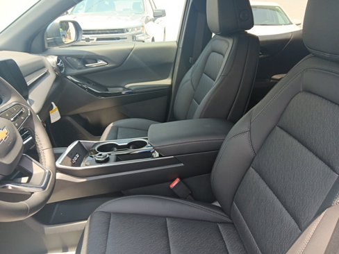 New 2026 Chevrolet Equinox LT w/ Convenience Package II image 27