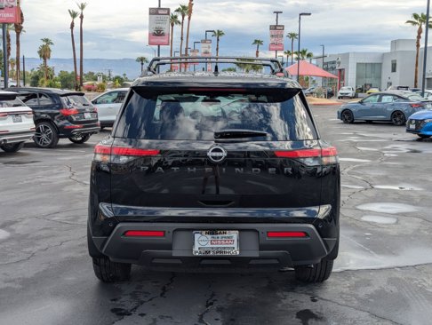 New 2025 Nissan Pathfinder SV w/ Black Appearance Package image 4