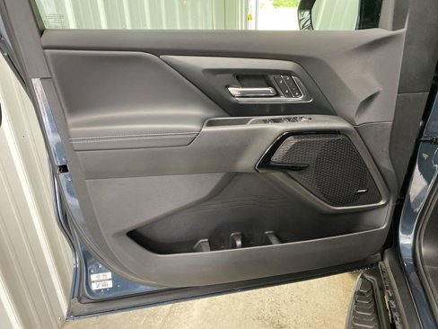 New 2026 Chevrolet Silverado EV LT image 27