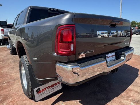 New 2025 RAM 3500 Laramie image 8