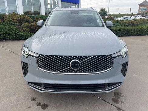 Used 2025 Volvo XC90 B5 Plus image 8