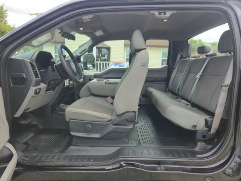Used 2019 Ford F250 XL w/ STX Appearance Package image 14
