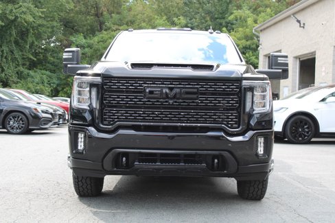 Used 2022 GMC Sierra 3500 Denali w/ Denali Ultimate Package image 3