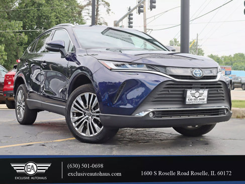 Used 2024 Toyota Venza XLE image 1