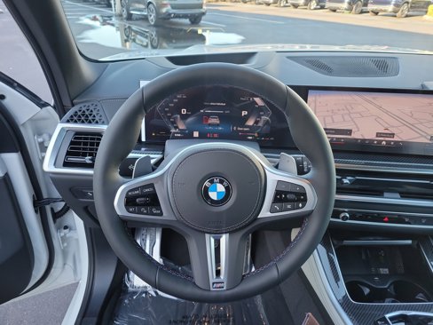 New 2026 BMW X5 M60i w/ Climate Comfort Package image 33