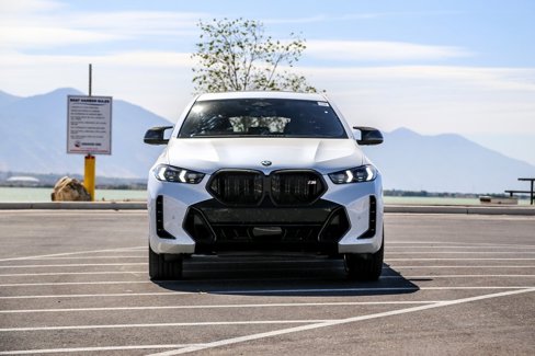 New 2026 BMW X6 M60i image 8
