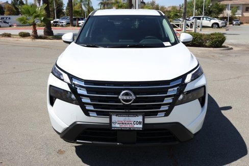 New 2026 Nissan Rogue SV image 9