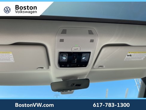 New 2025 Volkswagen ID. Buzz 1st Edition image 16
