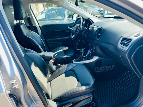 Used 2019 Jeep Compass Latitude w/ Popular Equipment Group image 17