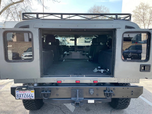Used 2003 HUMMER H1 4-Door Wagon image 31