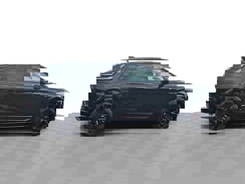 New 2026 Cadillac Lyriq V image 8