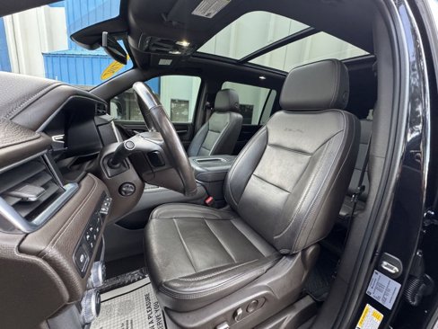 Used 2022 GMC Yukon XL Denali image 30