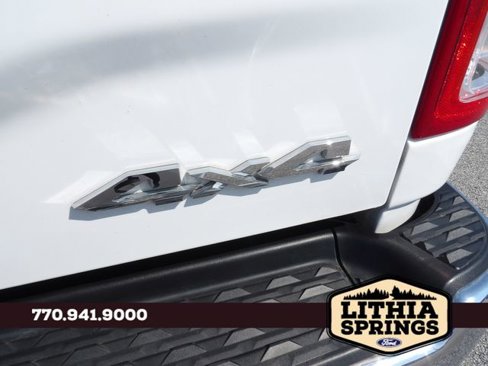 Used 2024 RAM 2500 Tradesman w/ Chrome Appearance Group image 12