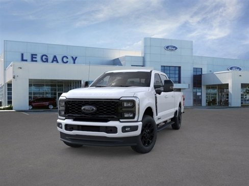 New 2026 Ford F250 4x4 Crew Cab Super Duty image 2
