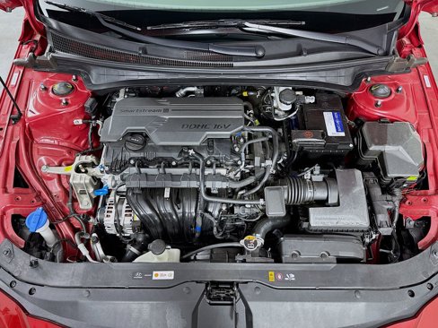 Certified 2025 Hyundai Elantra SEL image 32