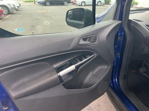 Used 2018 Ford Transit Connect XLT image 33