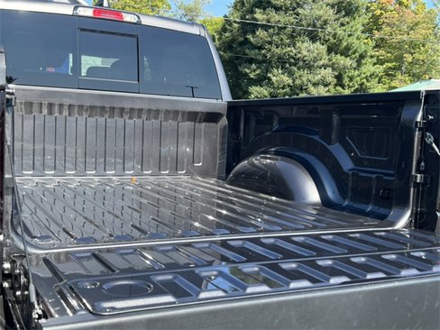 New 2026 RAM 1500 4x4 Crew Cab image 7
