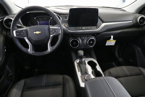 New 2024 Chevrolet Blazer LT w/ Sound & Technology Package image 3