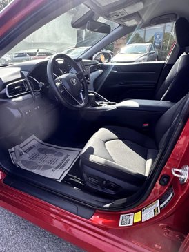 Used 2023 Toyota Camry LE image 10