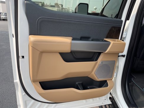 Used 2025 Ford F250 Lariat w/ Lariat Ultimate Package image 18