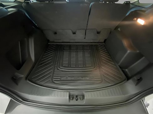 Used 2019 Ford Escape SE image 25