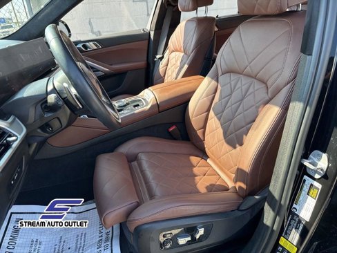 Used 2024 BMW X6 M60i w/ Dynamic Handling Package image 20