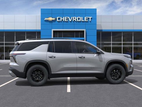 New 2026 Chevrolet Traverse Z71 w/ Enhanced Driving Package image 5