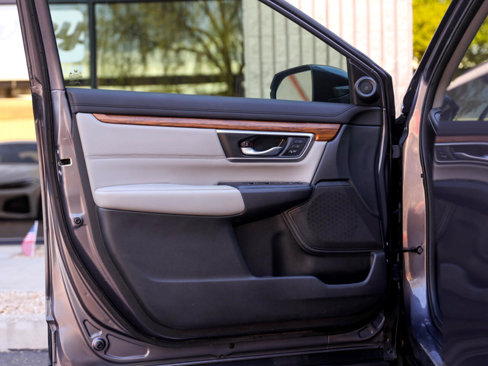 Used 2020 Honda CR-V EX-L image 32