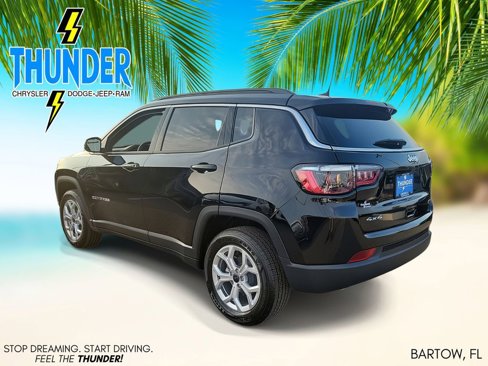 New 2025 Jeep Compass Latitude image 5