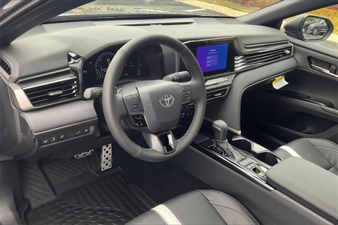 New 2026 Toyota Camry SE image 6