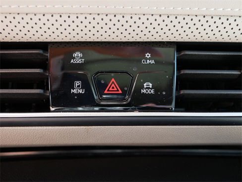 Certified 2024 Volkswagen Atlas SEL Premium R-Line image 29