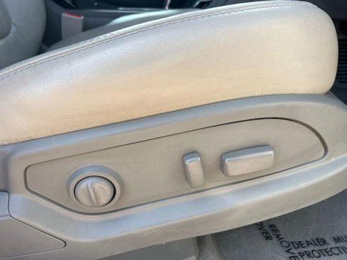 Used 2014 Chevrolet Traverse LTZ image 21