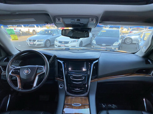 Used 2015 Cadillac Escalade ESV Luxury image 15