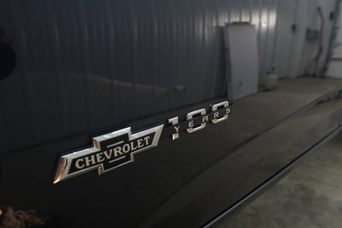Used 2018 Chevrolet Colorado Z71 w/ Centennial Edition image 8
