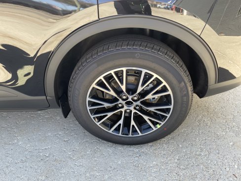 New 2026 Ford Escape SE image 13