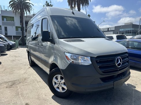 Used 2023 Mercedes-Benz Sprinter 2500 image 3