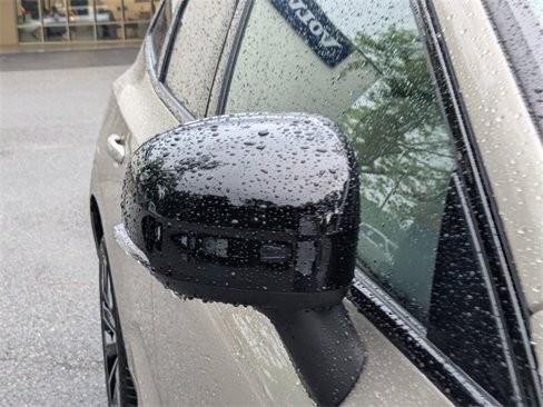 New 2026 Volvo XC60 B5 Plus w/ Climate Package image 11