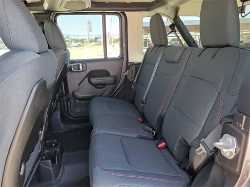 New 2025 Jeep Wrangler Unlimited Rubicon image 8