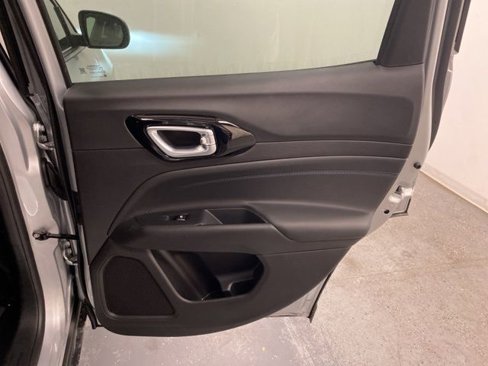 New 2026 Jeep Compass Limited image 24