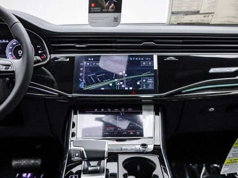 New 2025 Audi Q8 Prestige image 15